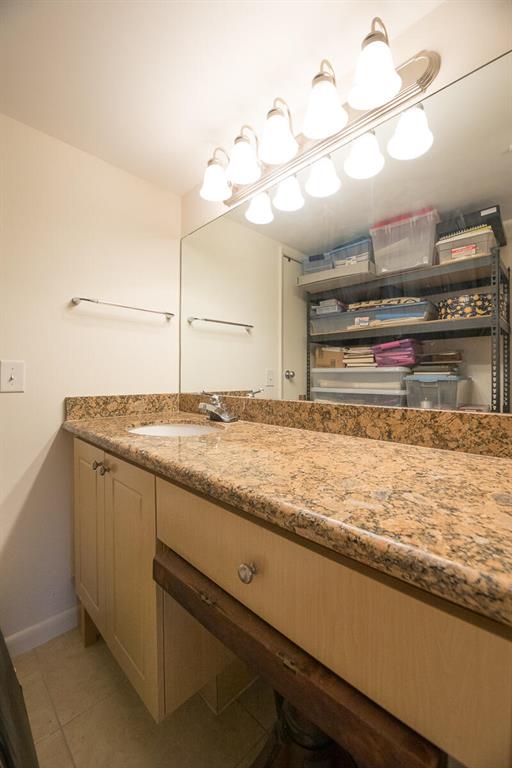 820 Lavers Circle Unit: G507