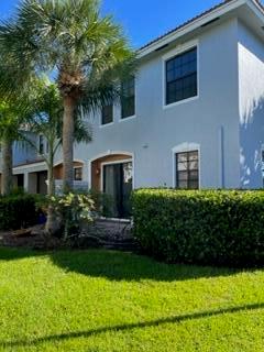 156 E Astor Circle