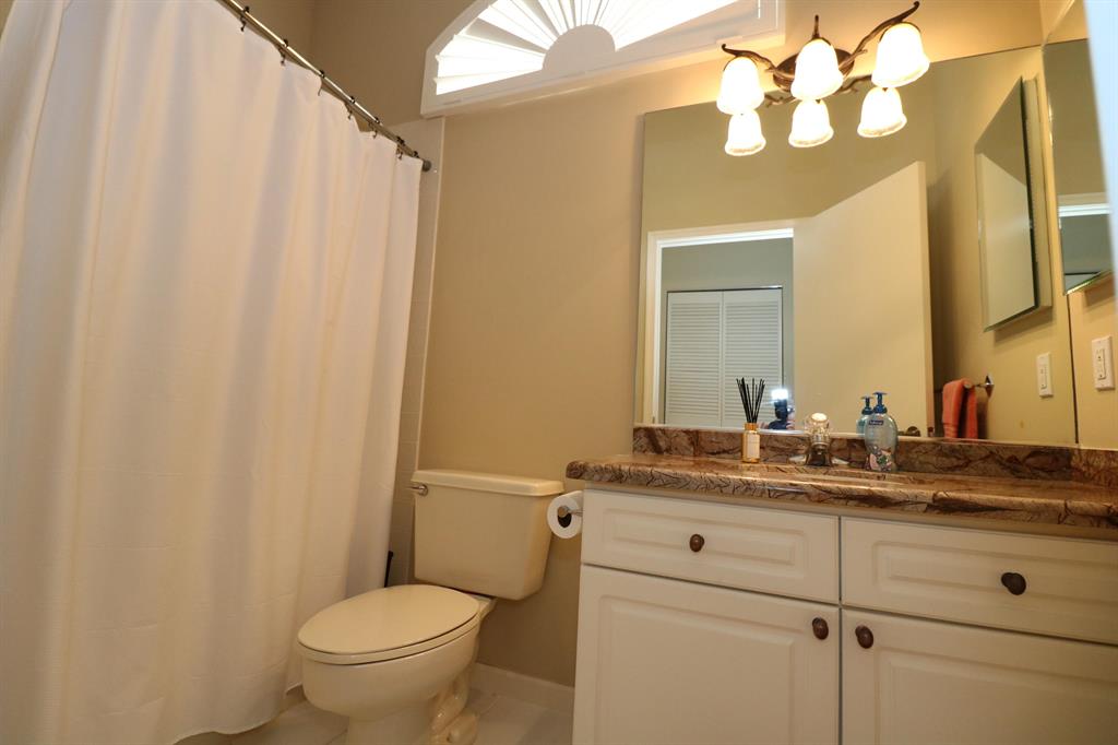 12557 Mallet Circle