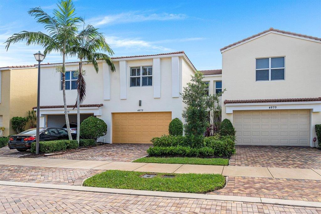 4872 NW 16th Terrace