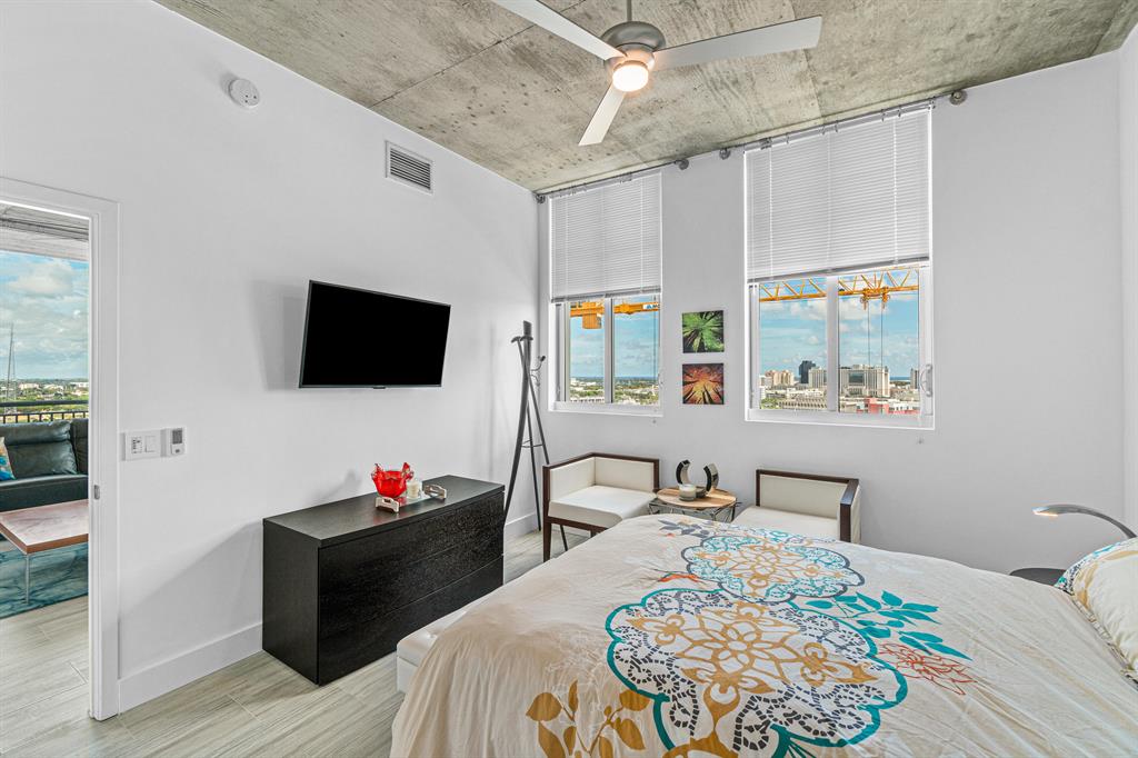 300 S Australian Avenue Unit: 1520