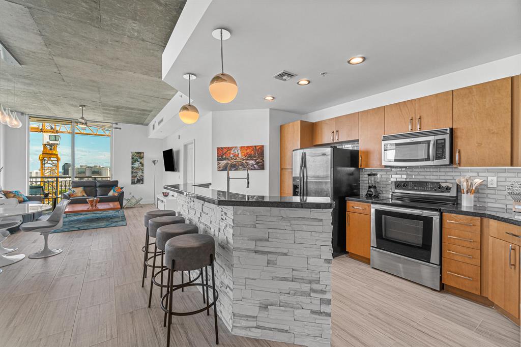 300 S Australian Avenue Unit: 1520