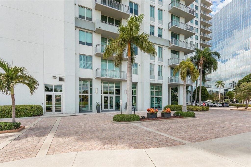 300 S Australian Avenue Unit: 1520