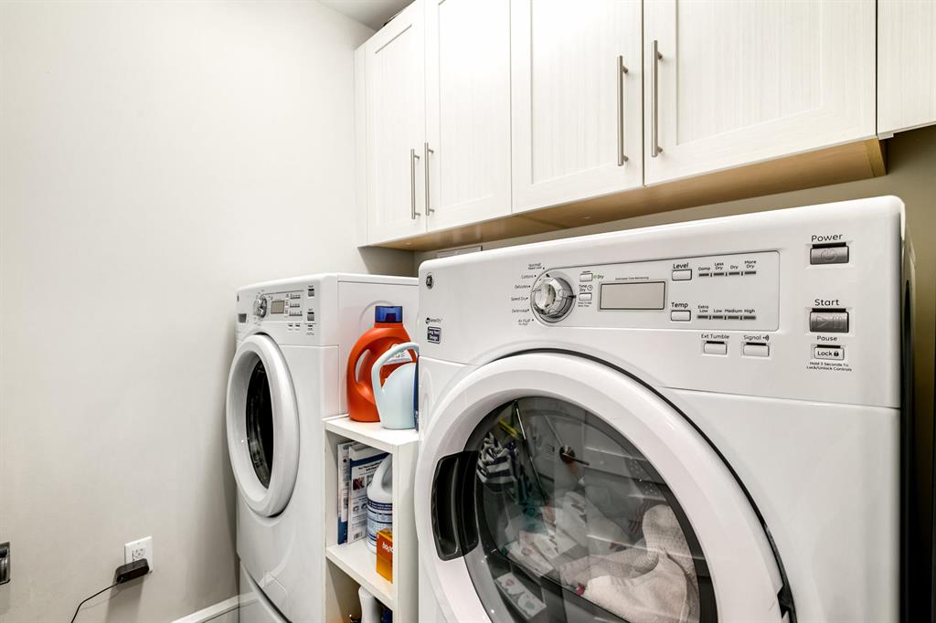4511 El Mar Drive Unit: 211