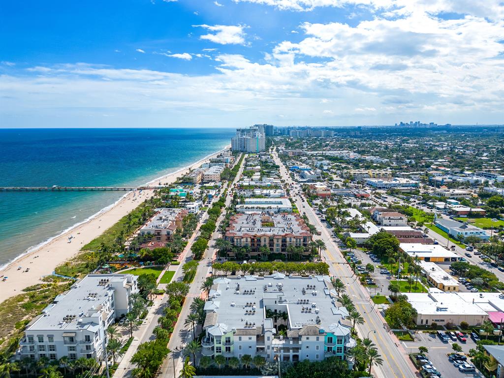 4511 El Mar Drive Unit: 211