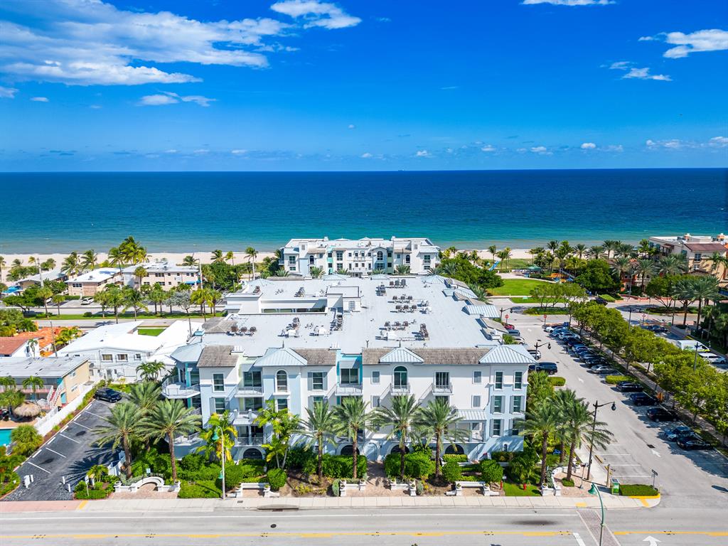 4511 El Mar Drive Unit: 211
