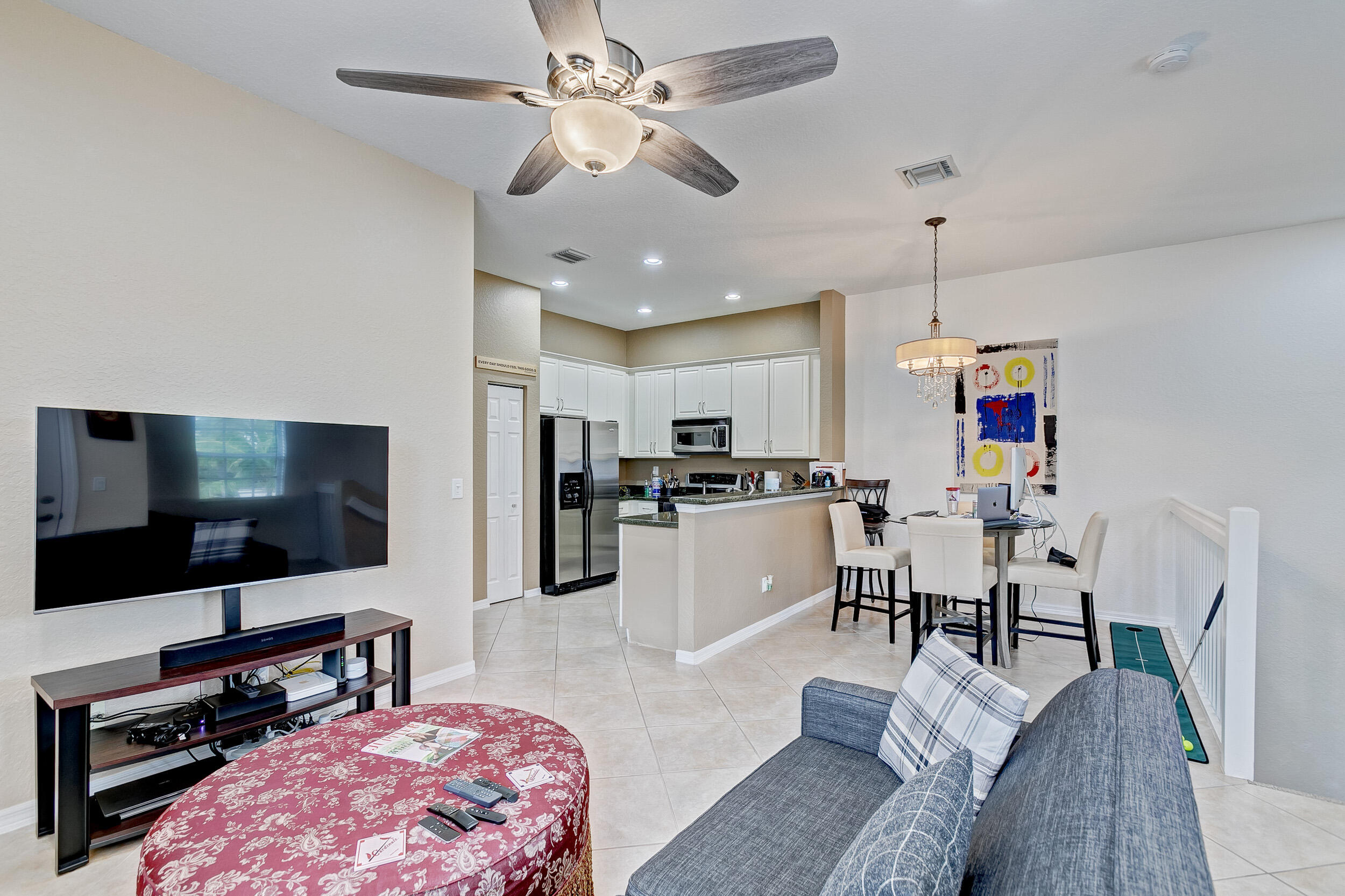 4851 Bonsai Circle Unit: 203