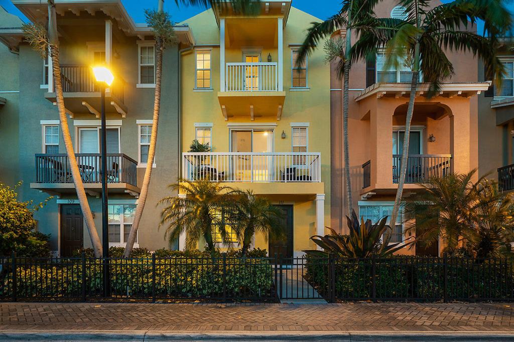 111 SW 2nd Avenue