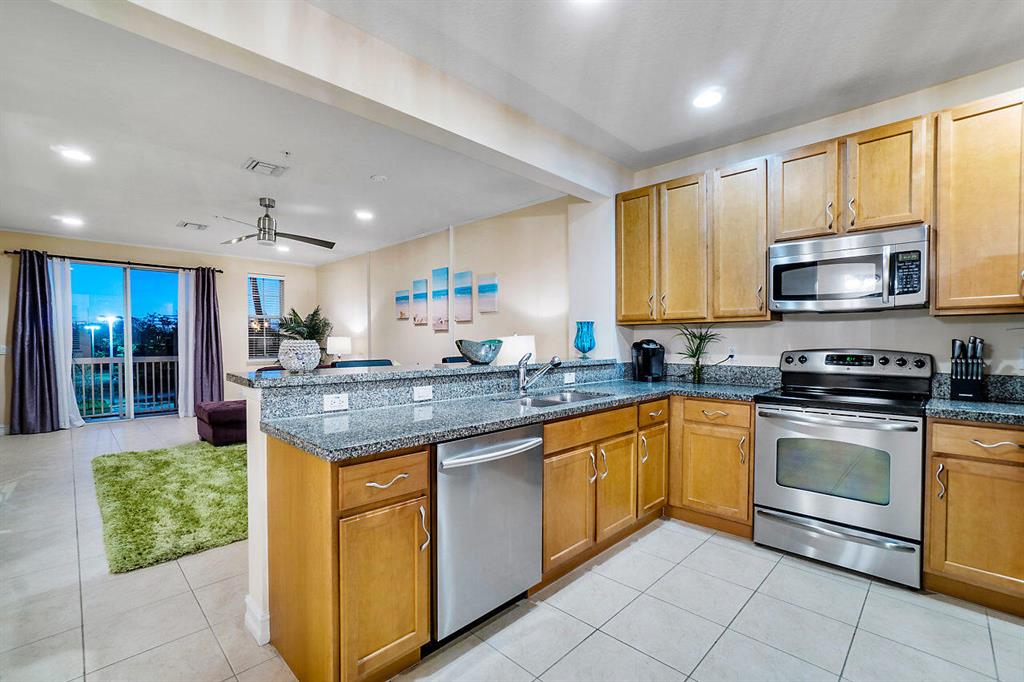 111 SW 2nd Avenue