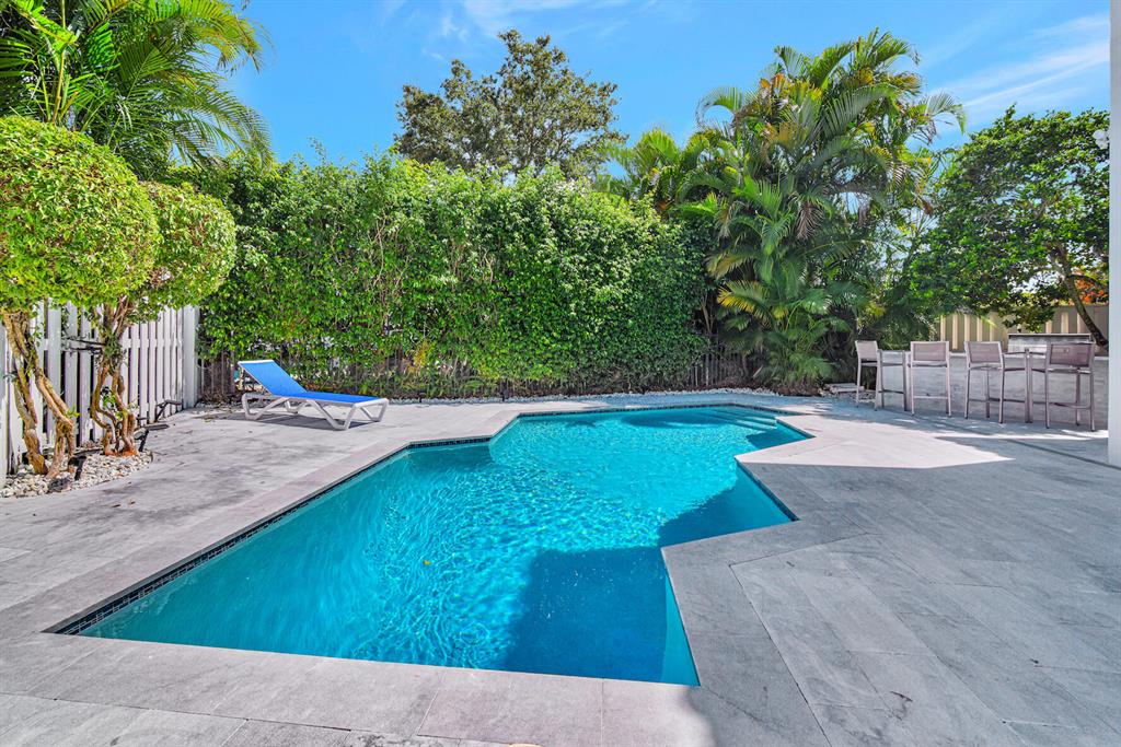 6330 NW 24th Avenue
