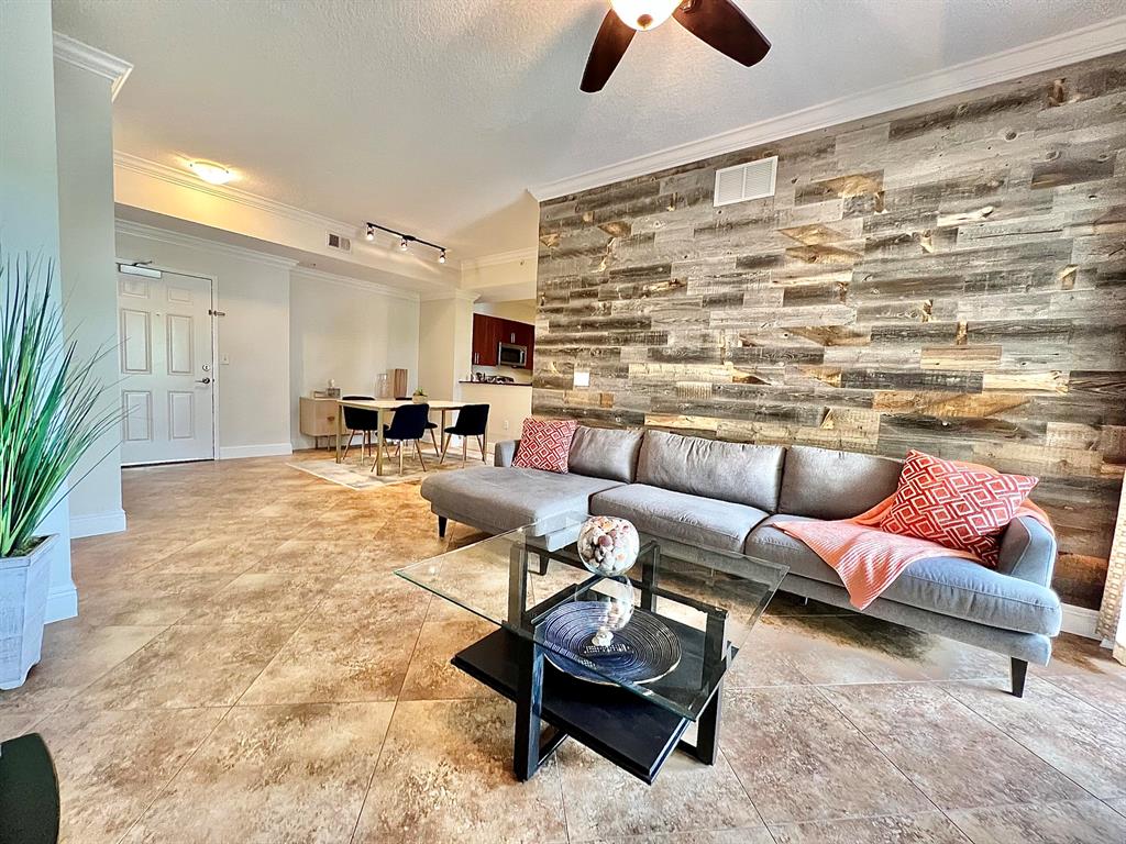 4903 Midtown Lane Unit: 3421