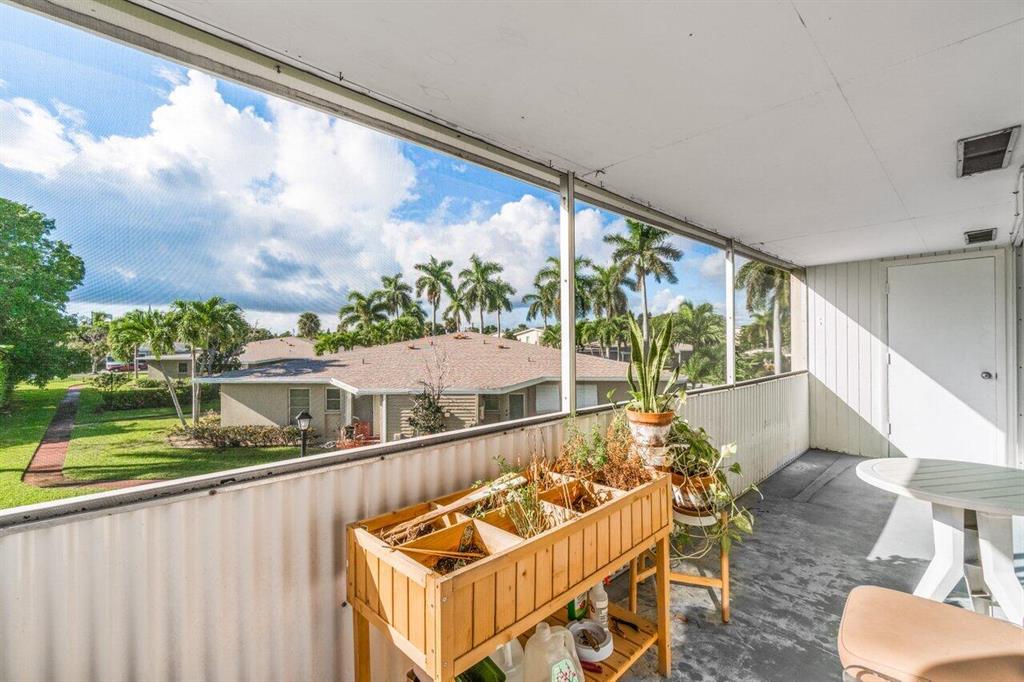 410 NE 17th Avenue Unit: 202