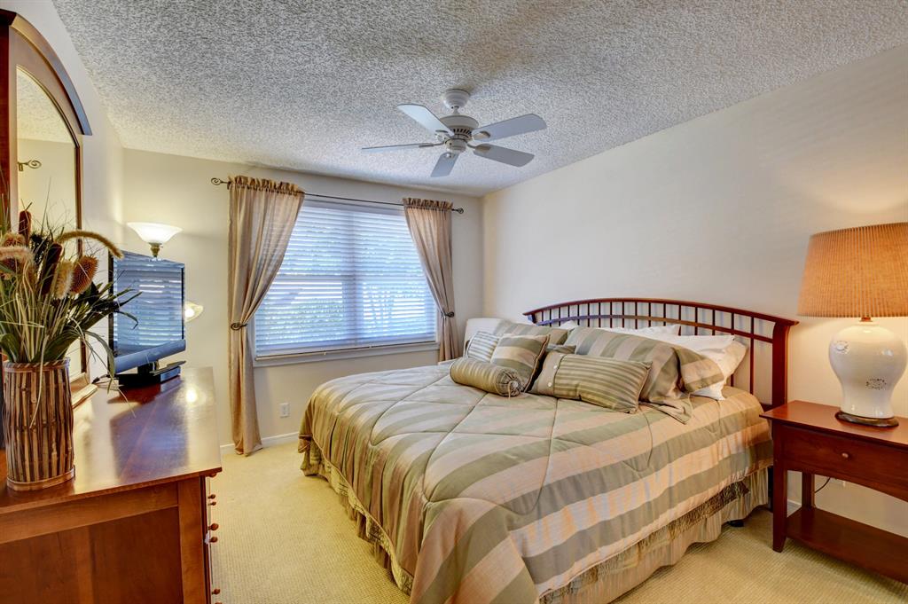 2077 NW 53rd Street