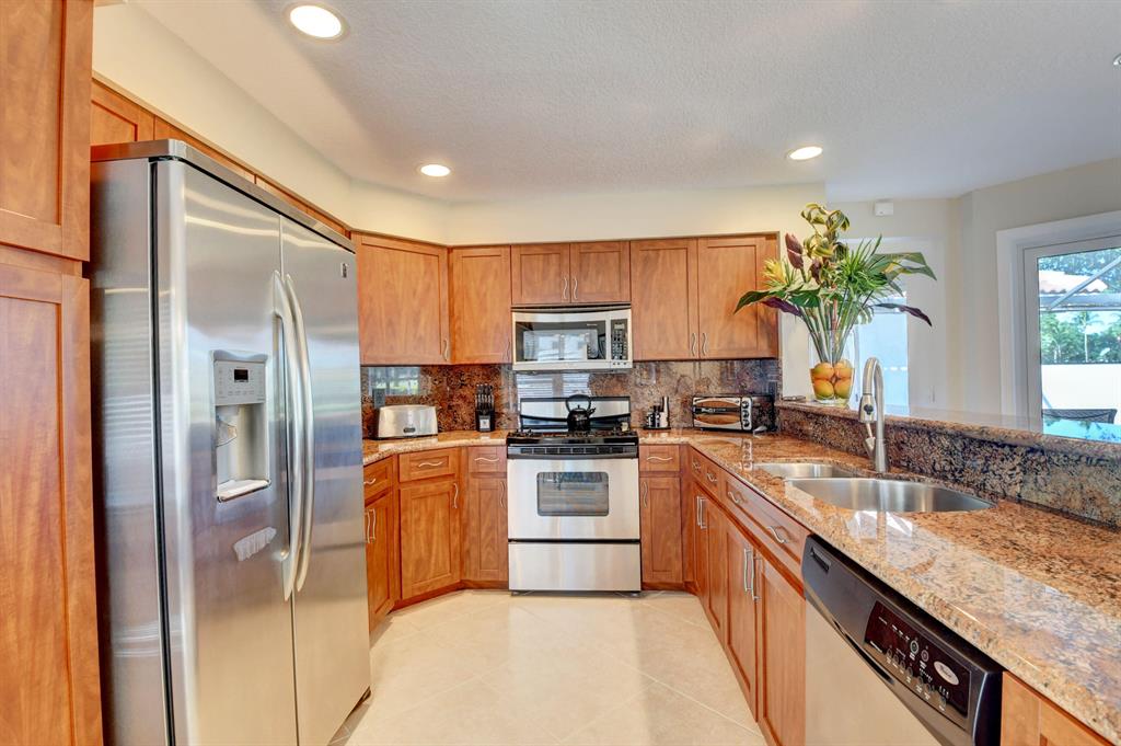 2077 NW 53rd Street