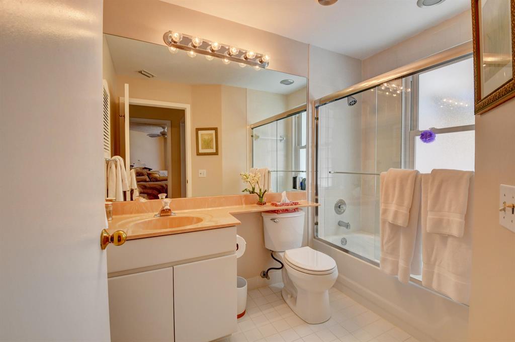 2077 NW 53rd Street