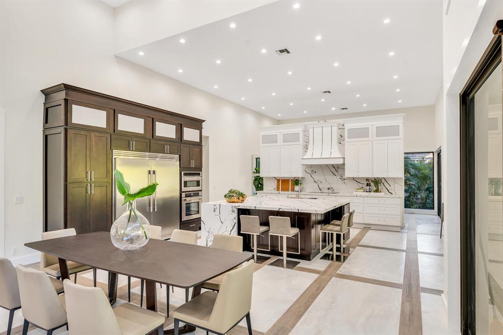 2385 NW 64th Street
