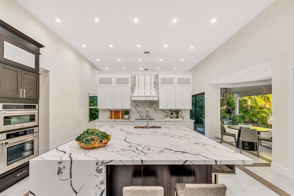 2385 NW 64th Street