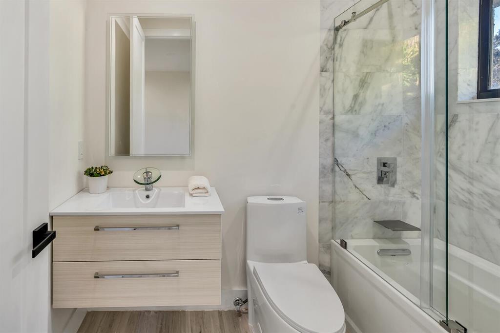 2385 NW 64th Street