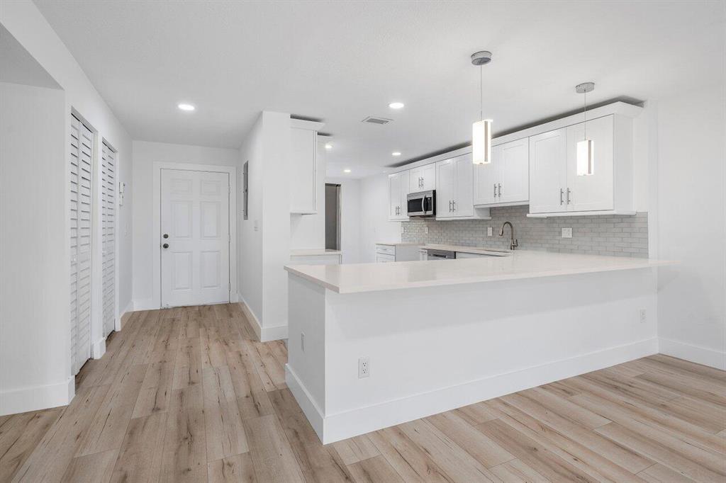 18 Westgate Lane Unit: E
