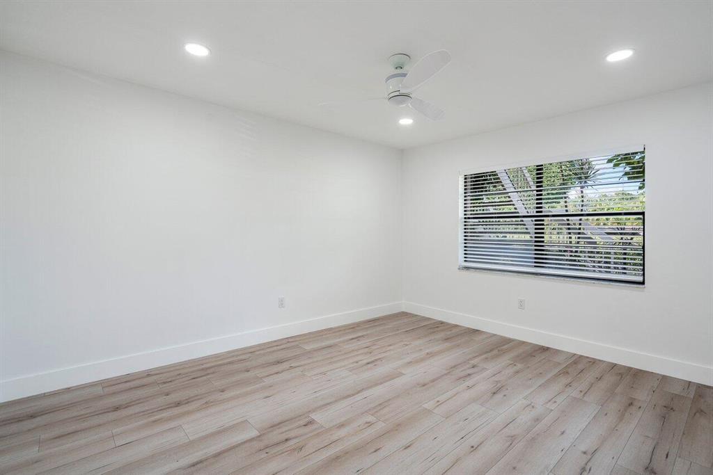 18 Westgate Lane Unit: E
