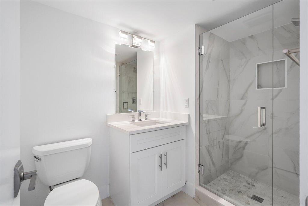 18 Westgate Lane Unit: E