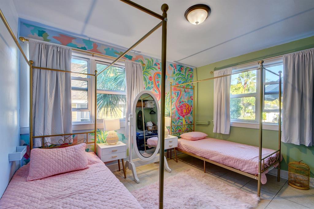 115 N Ocean Breeze