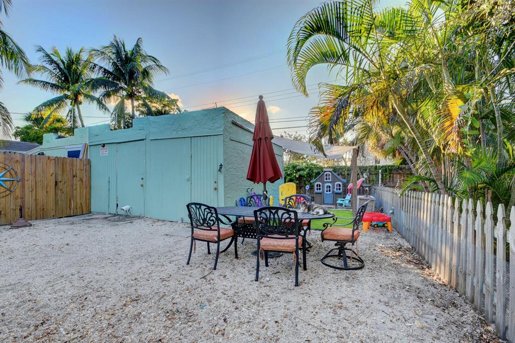 115 N Ocean Breeze