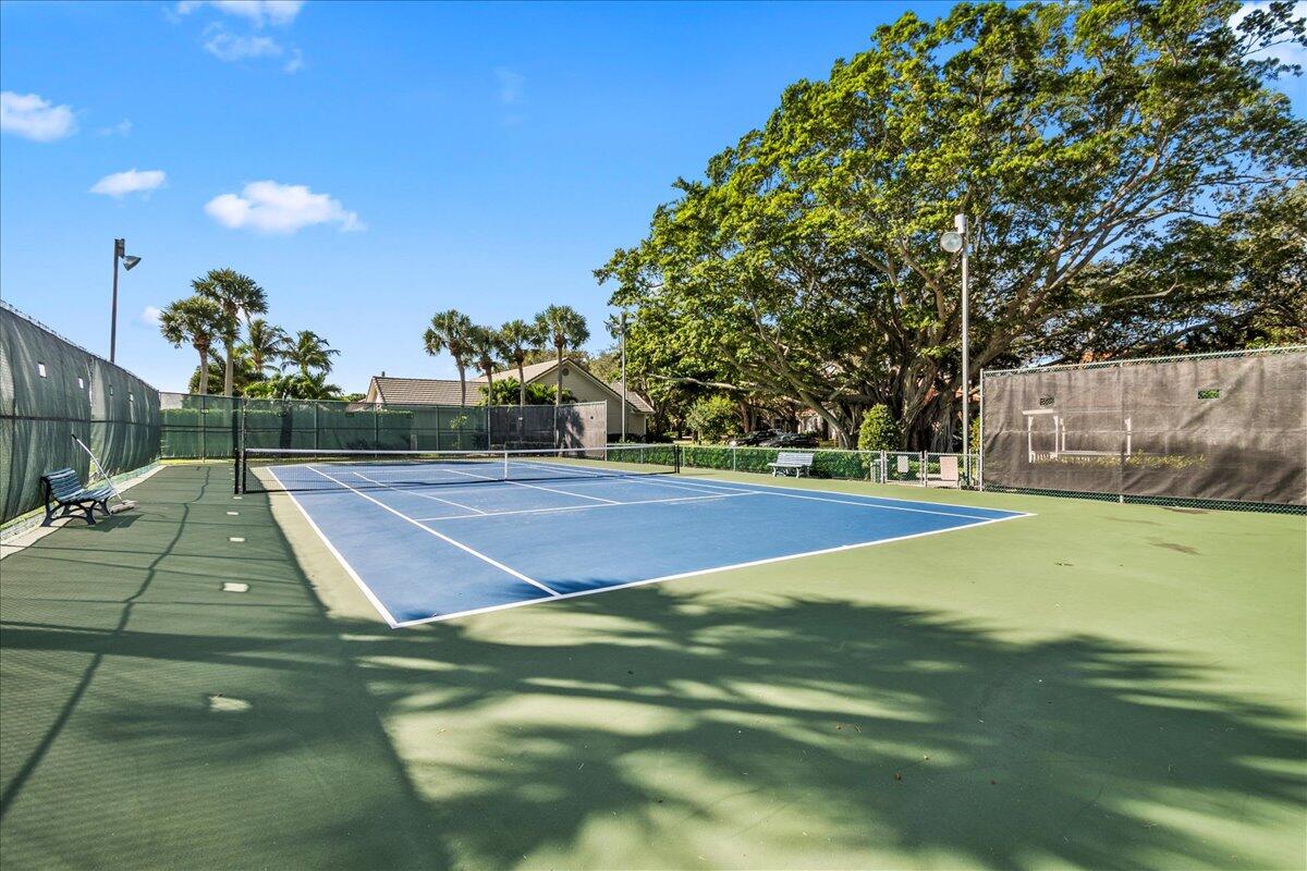 2640 Devon Court Court