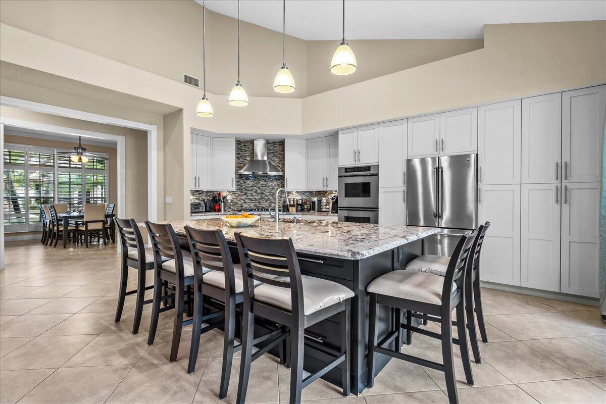 2640 Devon Court Court