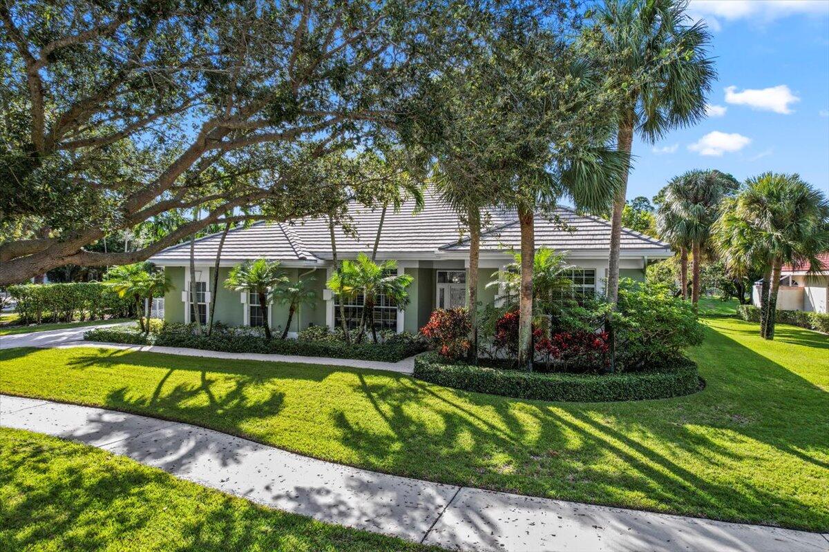 2640 Devon Court Court