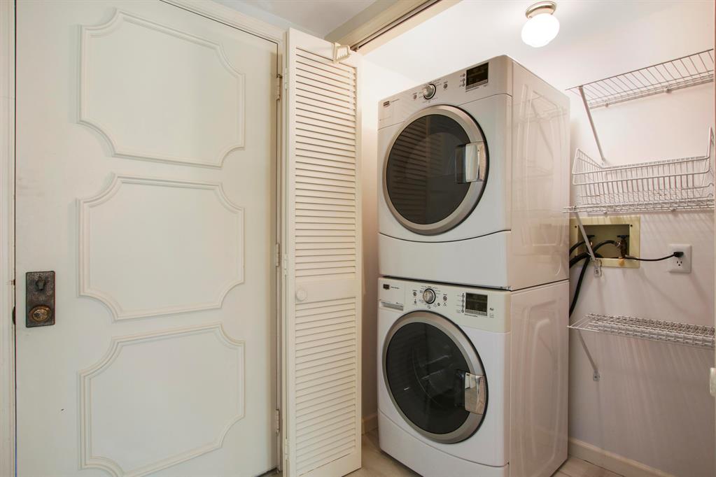 300 N Highway A1a Unit: 206i