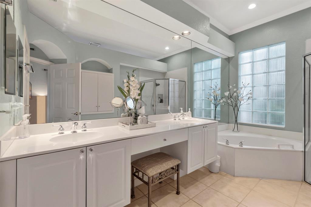 4252 NW 66th Lane