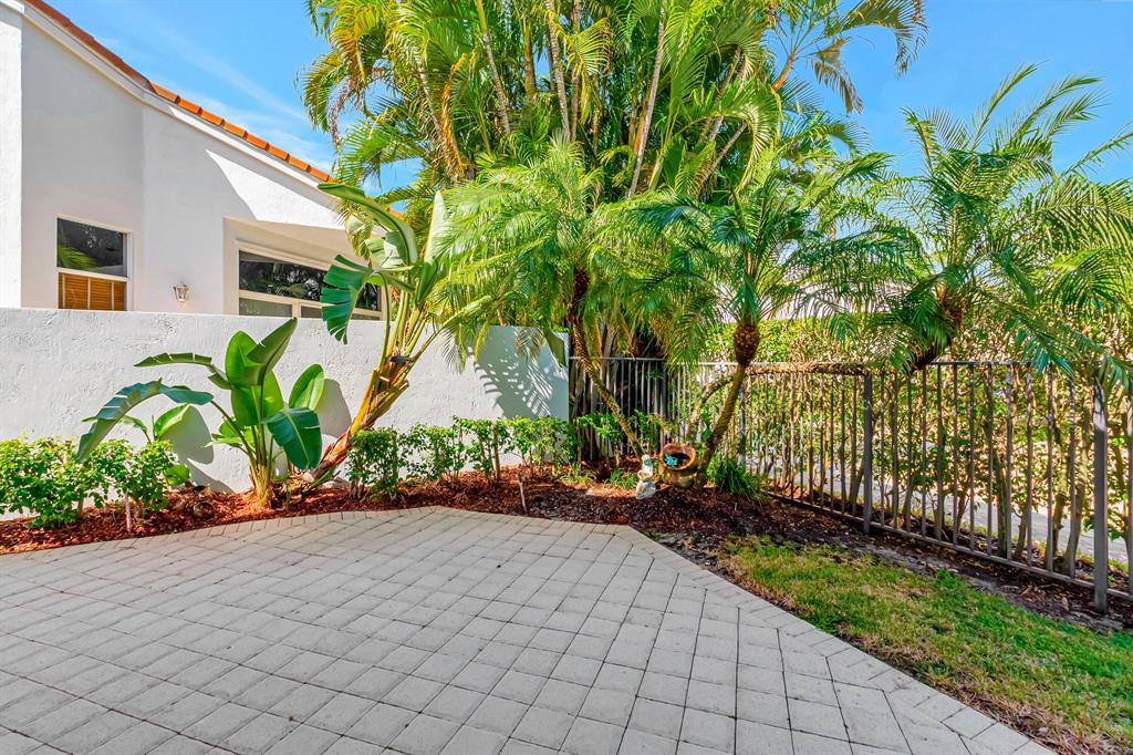 4252 NW 66th Lane