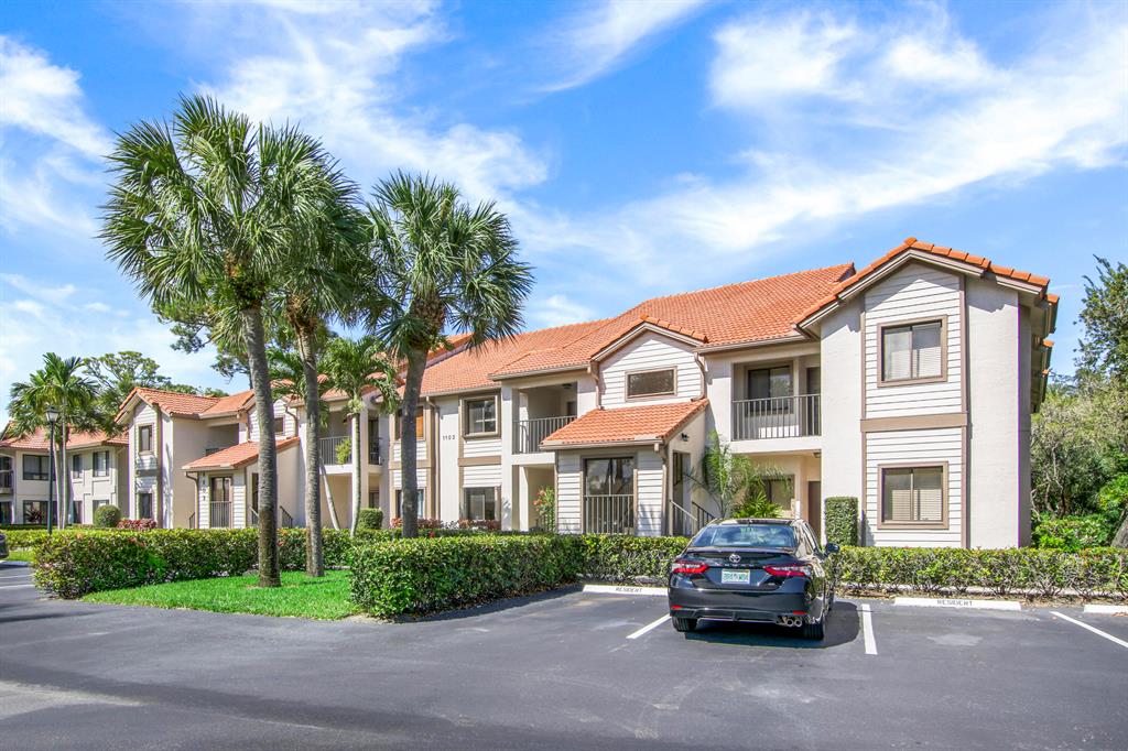 1103 Duncan Circle Unit: 204