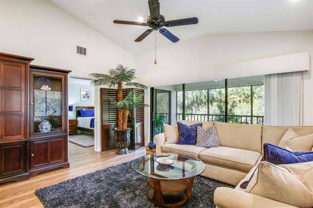 1103 Duncan Circle Unit: 204