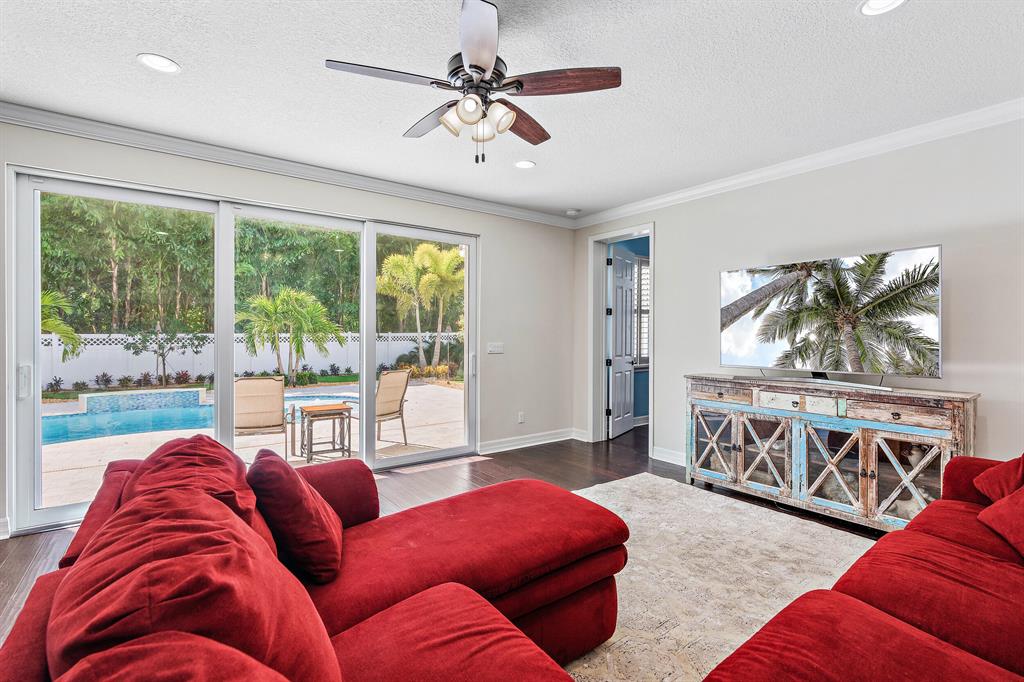 1110 Wilshire Drive