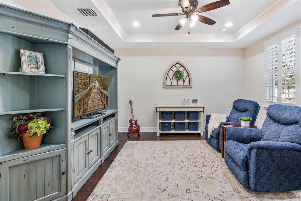 1110 Wilshire Drive
