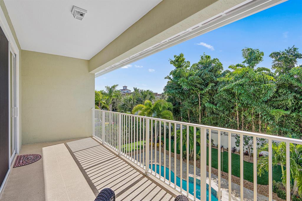1110 Wilshire Drive