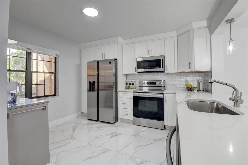 11179 Aspen Glen Drive