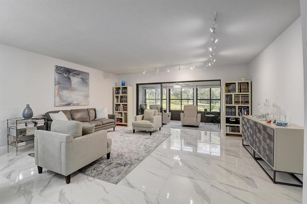 11179 Aspen Glen Drive