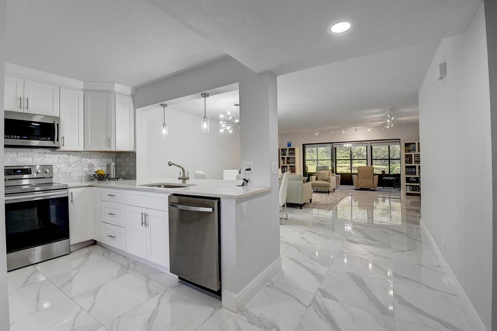 11179 Aspen Glen Drive