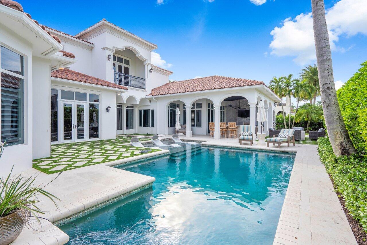 681 Hermitage Circle