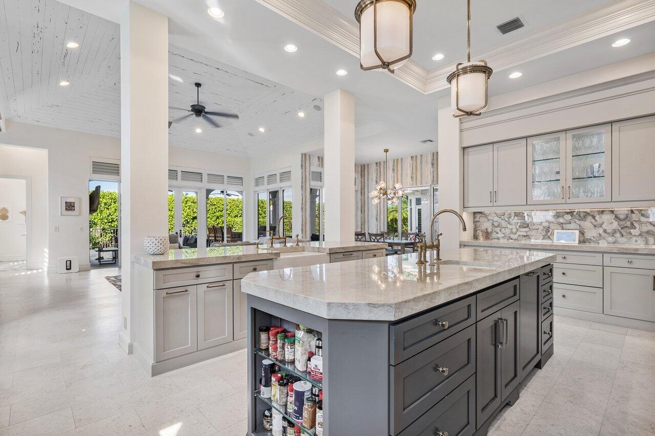 681 Hermitage Circle