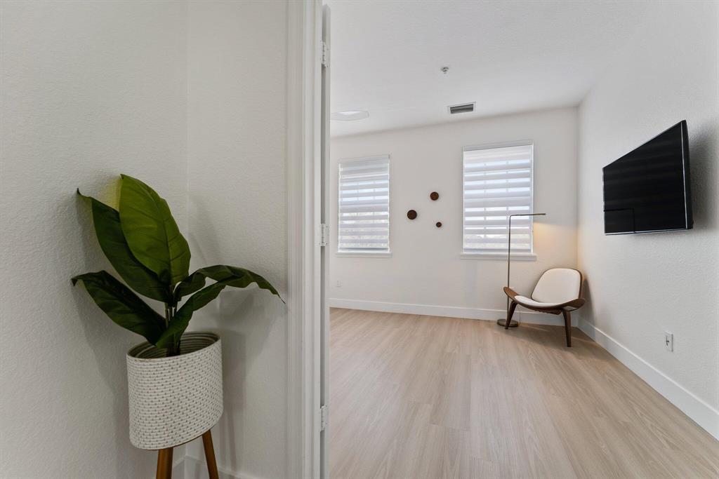 425 Greenwich Circle Unit: 205