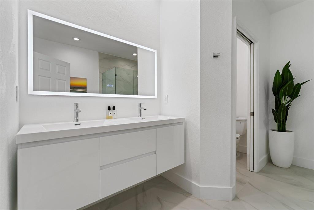 425 Greenwich Circle Unit: 205