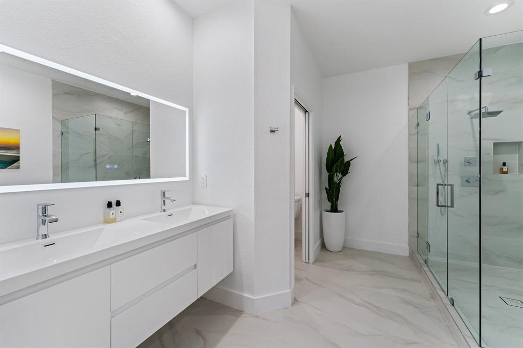 425 Greenwich Circle Unit: 205