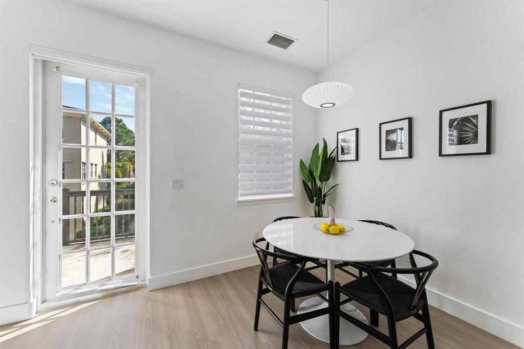 425 Greenwich Circle Unit: 205