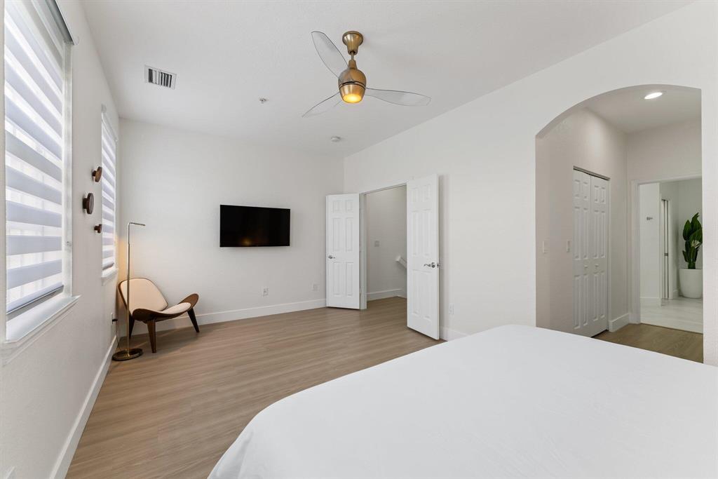 425 Greenwich Circle Unit: 205