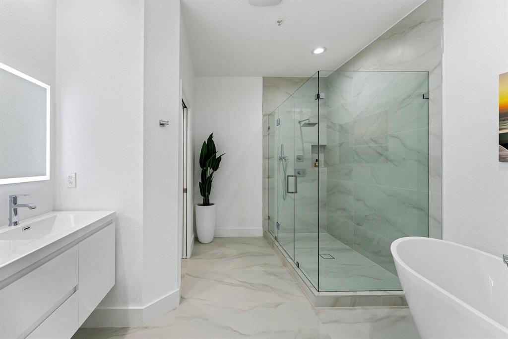 425 Greenwich Circle Unit: 205