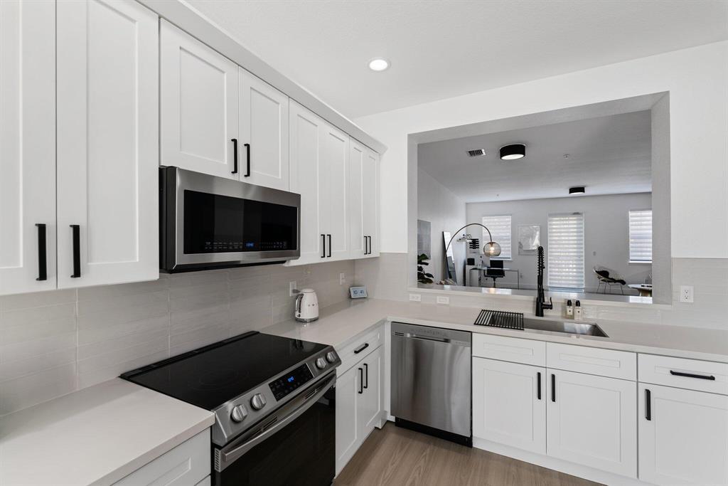 425 Greenwich Circle Unit: 205
